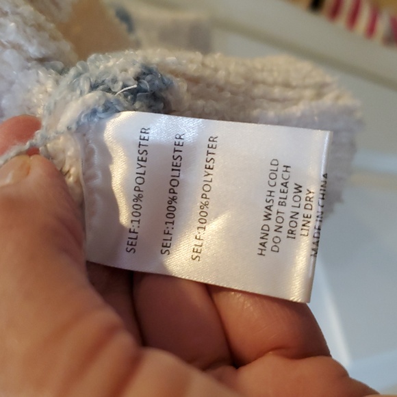 Arula Striped Blue and Cream Sweater Size X - Picture 4 of 5